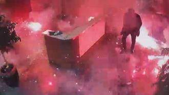 Zeytinburnu'nda kargo paketinin patlamasının güvenlik kamerası görüntüleri ortaya çıktı