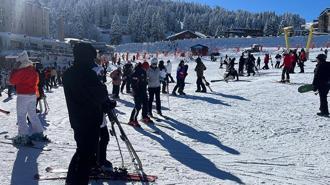 Uludağ'da sömestirde pistler doldu