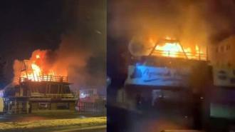 Avcılar’da ahşap atölyesi alev alev yandı