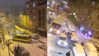 İstanbul'da kar yağışı ile birlikte işe gidenler zor anlar yaşadı