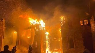 Çekmeköy'de film platosundaki yangın söndürüldü