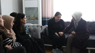 Bakan Göktaş'tan Güngören'de öldürülen Atlas'ın ailesine taziye ziyareti