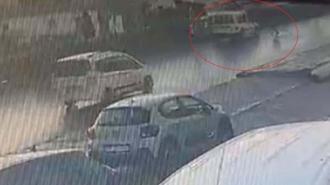 Otomobilin yayaya çarptığı kaza kamerada