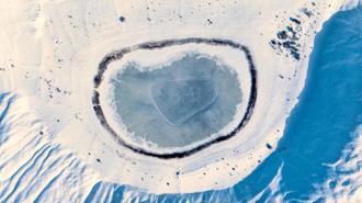 Erzincan'ın 'nazar boncuğu' dondu; ortaya güzel görüntüler çıktı