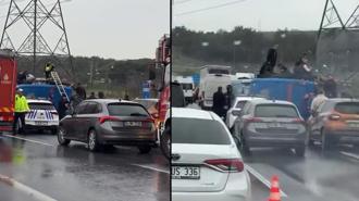 Eyüpsultan'da cezaevi nakil aracı devrildi; 2'si ağır 19 yaralı