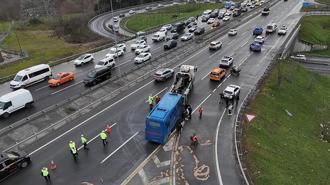 Eyüpsultan'da cezaevi nakil aracı devrildi: 19 yaralı