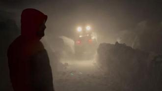 Tipide araçlarında mahsur kalanları ekipler kurtardı