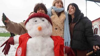 Şırnak’ta 'Aileler Arası Ödüllü Kardan Adam Şenliği'