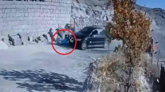 Komşusu baba ve oğlunu otomobille ezip yaralayan sanığa hapis istemi; o anlar kamerada