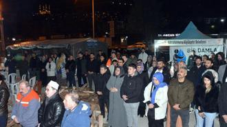 Kahramanmaraş'ta 1480 kişinin hayatını kaybettiği Ebrar Siteleri’nde duygusal anma