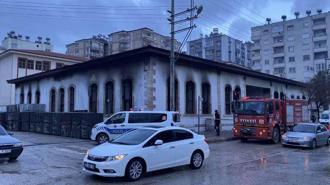 Devlet Bahçeli'nin de eğitim gördüğü, restorasyon halindeki 115 yıllık okulda yangın