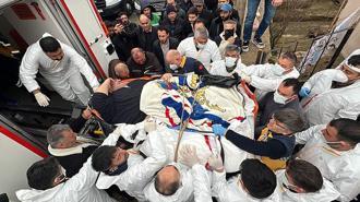 30 kişi tarafından evinden çıkarılan fil hastası, Ankara'ya götürüldü