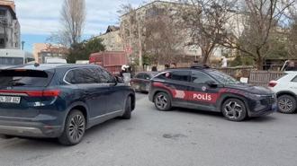 Küçükçekmece'de devriye atan polislere saldırı: 4'ü polis 6 yaralı
