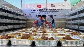 Vakıflar Genel Müdürlüğü ve TDV'den Gazze'de 20 bin kişilik iftar desteği
