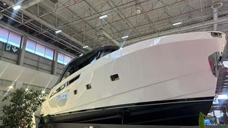 Milyonluk tekneler fuarda sergilendi