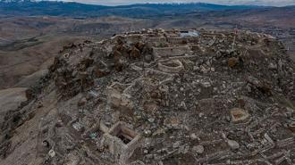 Ziyaretçiler, binlerce yıllık stratejik kaleye teleferikle çıkacak