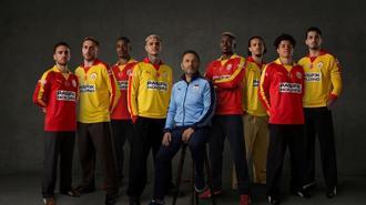 Galatasaray'ın 1980-81 sezonu formaları retro koleksiyon ve 5 yıldızla yeniden hayat buluyor