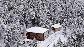 Dumanlı Tabiat Parkı’nda tablo gibi kış görüntüsü