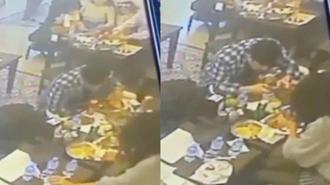 Taksim’de yemek yerken dudağını böcek ısırdı; şikayetçi oldu