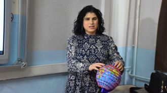 Görme engelli Seda öğretmenden 'Dünya parmaklarının ucunda' projesi