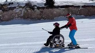 Tekerlekli sandalyede kayak yaparak hayalini gerçekleştirdi