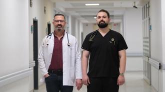 Küçükken hayalini kuruyordu, şimdi babasıyla aynı hastanede şifa dağıtıyor