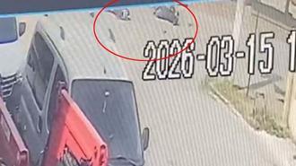 Aydın'da iki motosikletin karıştığı kaza kamerada; 1'i ağır, 3 yaralı