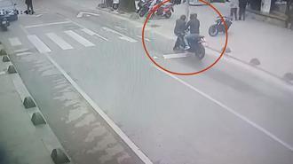 Beykoz’da yaya geçidinde motosikletin çarptığı kişi yaralandı