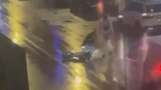 Cadde ortasında tekme ve yumruklarla darbedildi