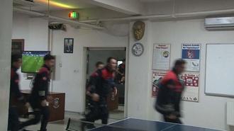 Dünya Kupası maçını bırakıp yangına koştular