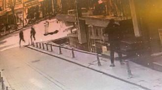 Fatih'te silahlı saldırıya uğrayan kurye öldü; o anlar kamerada