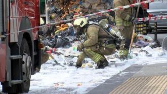 Fatih’te çöpe atılan karpit patlamaya neden oldu