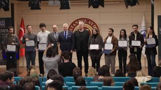 İAÜ–Medyapım Sinema ve Film Akademisi 5'inci dönem mezunlarını verdi