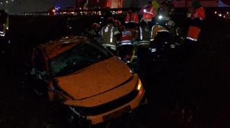 Pendik'te taksi su kanalına uçtu: 3 ölü,1 yaralı