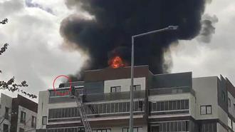 8 katlı apartmandaki yangında mahsur kalan 2 kişi kurtarıldı; o anlar kamerada