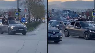 Bursa'da trafiği tehlikeye atan düğün konvoy sürücülerine 660 bin lira ceza