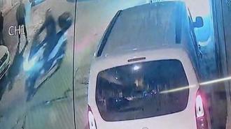 Beyoğlu’da 'Akşam çay içmeye geleceğiz' tehdidiyle ev kurşunladı: Çelik yelekle yakalandı