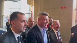 Galatasaraylı yöneticiler Fenerbahçe yöneticilerini karşıladı