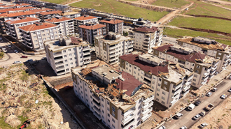 Gaziantep’te fırtınanın hasar tespiti sürüyor; çatılardaki zarar dron kamerasında