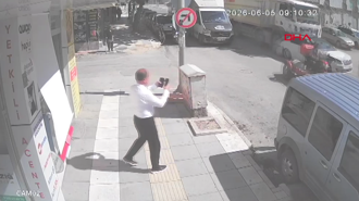 Freni boşalan hafriyat kamyonu, 10 araca çarptı: 5 yaralı; kaza kamerada