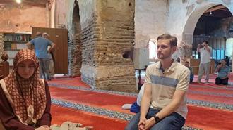 İspanyol Juan, Hristiyanlar için kutsal kabul edilen İznik Ayasofya Camii’nde Müslüman oldu