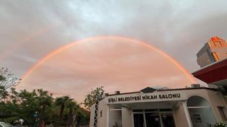 Şişli’de yağışın ardından gökkuşağı oluştu