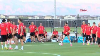 A Milli Futbol Takımı'nda Paraguay maçı hazırlıkları başladı