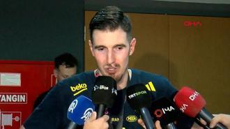 Nando de Colo: Kariyerimi böyle bitirdiğim için mutluyum