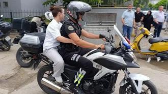 Yanlış sınav yerine giden adayı motosikletli trafik polisi yetiştirdi
