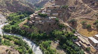 Bitlis'te tarihi doku ve doğal güzellikler bir arada