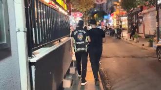Şişli’de yanından hızla geçtiği sürücünün saldırısına uğradı: Eşi 'Abi yapma' diyerek engellemeye çalıştı