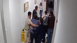 Personelini darbeden hastane müdürü açığa alındı