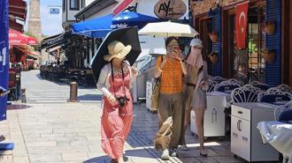 Uzak Doğulu turistlerden ‘sıcak’ önlemi