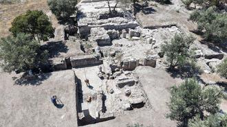 Antik hamamda soğuk su havuzları ve soyunma mekanı gün yüzüne çıkarılıyor